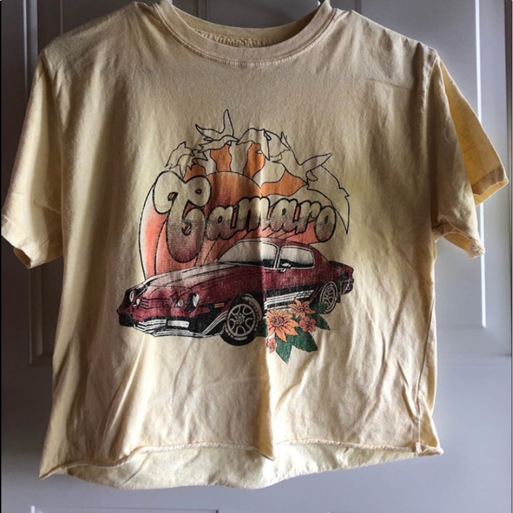 Short sleeve crop top